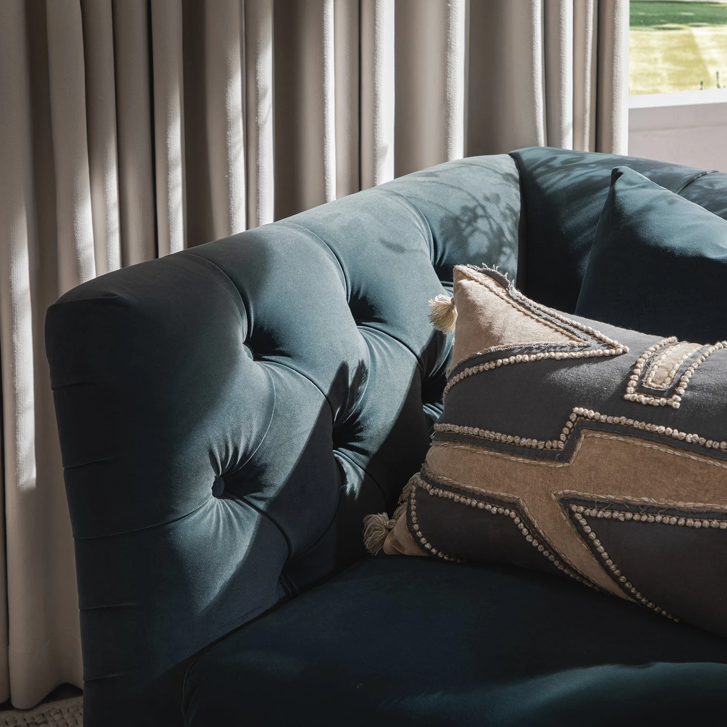 Ashby Chesterfield Armchair, Aegean Blue Velvet - Image 6